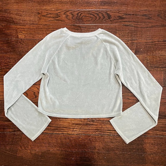 Don't Ask Why Cropped Fleece Sweater One Size OS Gray Raglan Sleeve Crop Top AEO - Picture 2 of 5
